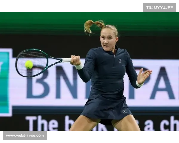 WTA总决赛半决赛上演暴力对决，萨巴伦卡对阵阿尼西莫娃